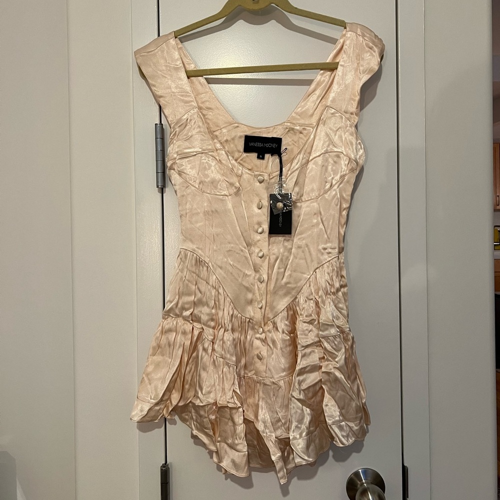 NWT Vanessa Mooney Elisabeth Cream Satin romper